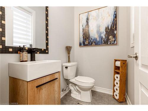 228 Edgar Bonner Avenue, Rockwood, ON - Indoor Photo Showing Bathroom