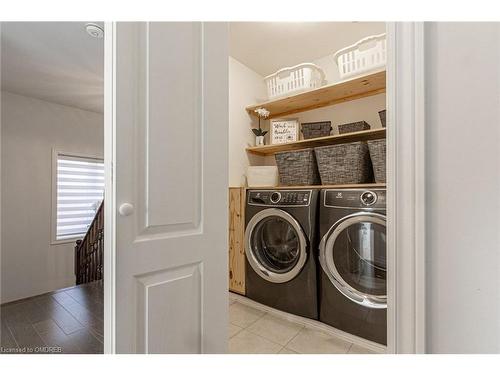 228 Edgar Bonner Avenue, Rockwood, ON - Indoor Photo Showing Laundry Room