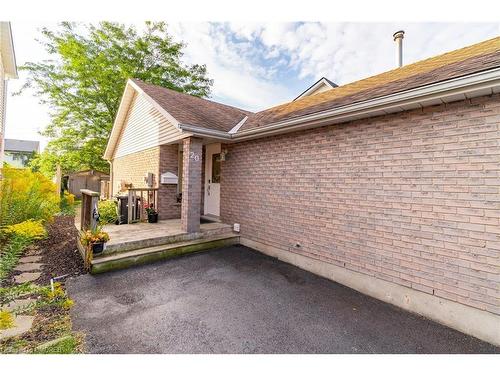 20 Moss Place, Guelph, ON - Outdoor With Exterior