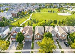 2873 Cartwright Crescent  Mississauga, ON L5M 5W4