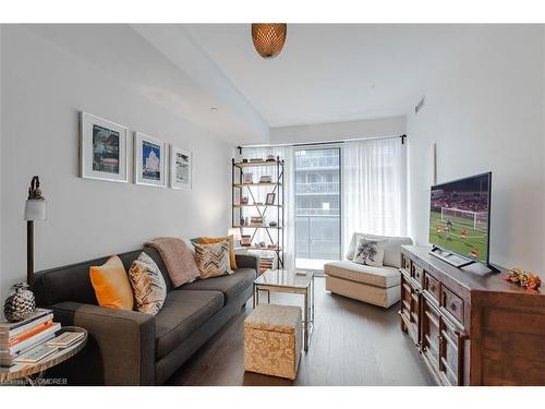 1115-1030 King Street W, Toronto, ON - Indoor Photo Showing Living Room