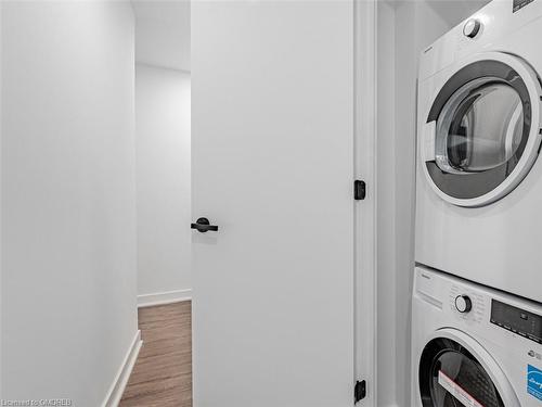 3106-55 Charles Street E, Toronto, ON - Indoor Photo Showing Laundry Room