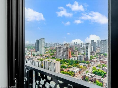 3106-55 Charles Street E, Toronto, ON -  With View