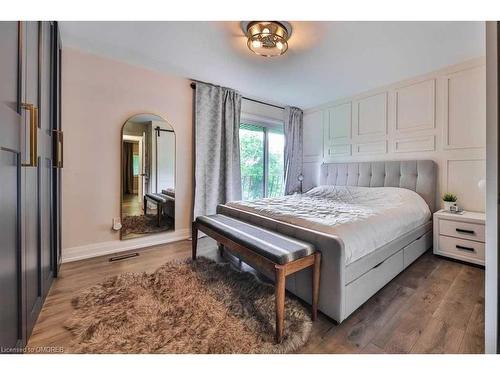 2204 Shardawn Mews, Mississauga, ON - Indoor Photo Showing Bedroom