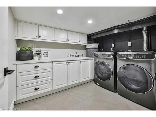 2204 Shardawn Mews, Mississauga, ON - Indoor Photo Showing Laundry Room