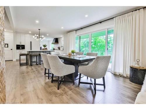 2204 Shardawn Mews, Mississauga, ON - Indoor Photo Showing Dining Room