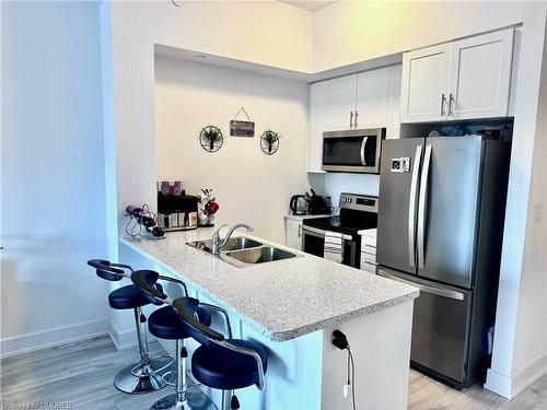 415-450 Dundas Street E, Hamilton, ON - Indoor Photo Showing Kitchen With Stainless Steel Kitchen With Double Sink