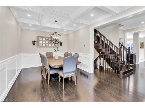 2486 Village Common Drive, Oakville, ON - Indoor Photo Showing Dining Room