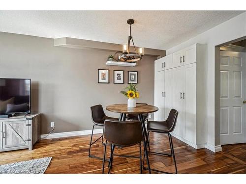 239 Jolliffe Avenue, Rockwood, ON - Indoor Photo Showing Dining Room