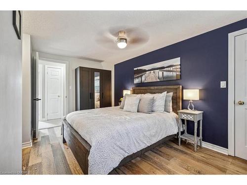 239 Jolliffe Avenue, Rockwood, ON - Indoor Photo Showing Bedroom