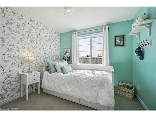 239 Jolliffe Avenue, Rockwood, ON - Indoor Photo Showing Bedroom