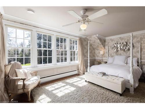 2055 Lakeshore Road E, Oakville, ON - Indoor Photo Showing Bedroom