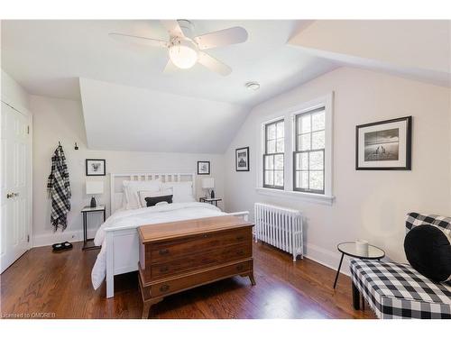 2055 Lakeshore Road E, Oakville, ON - Indoor Photo Showing Bedroom