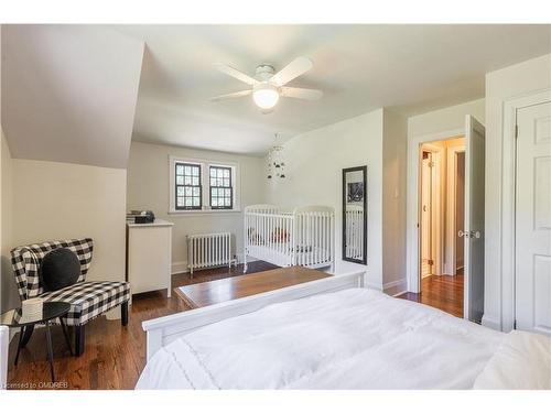 2055 Lakeshore Road E, Oakville, ON - Indoor Photo Showing Bedroom