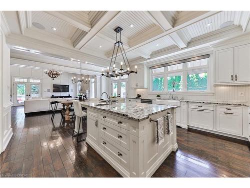 3293 Lakeshore Road, Burlington, ON - Indoor Photo Showing Kitchen With Upgraded Kitchen