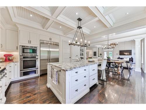 3293 Lakeshore Road, Burlington, ON - Indoor Photo Showing Kitchen With Upgraded Kitchen