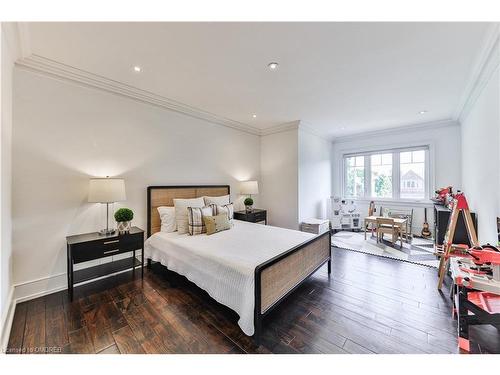 3293 Lakeshore Road, Burlington, ON - Indoor Photo Showing Bedroom