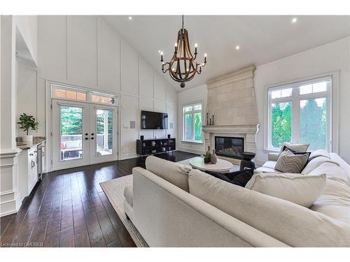 3293 Lakeshore Road, Burlington, ON - Indoor Photo Showing Living Room With Fireplace