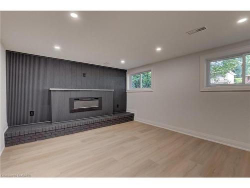 2435 Cyprus Avenue, Burlington, ON - Indoor With Fireplace