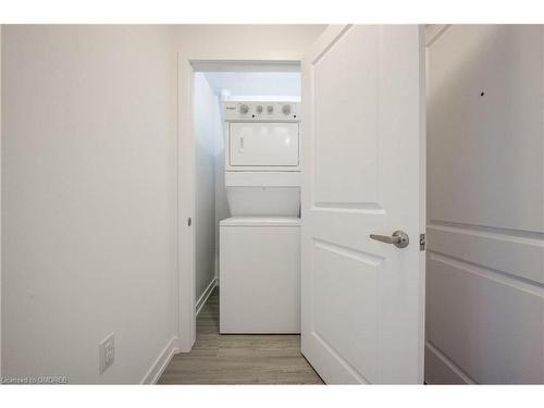 1108-470 Dundas Street East, Hamilton, ON - Indoor Photo Showing Laundry Room