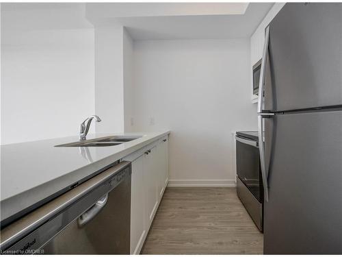 1108-470 Dundas Street East, Hamilton, ON - Indoor Photo Showing Kitchen With Double Sink