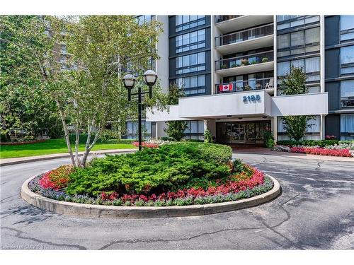 1402-2185 Marine Drive, Oakville, ON 