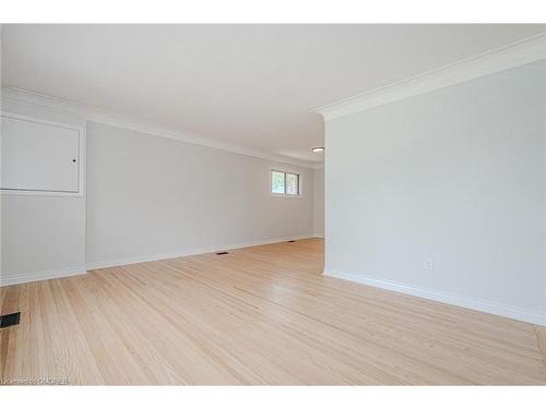 Main-38 Endfield Avenue, Hamilton, ON - Indoor Photo Showing Other Room