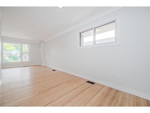 Main-38 Endfield Avenue, Hamilton, ON - Indoor Photo Showing Other Room