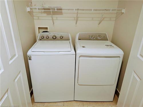 918 Hepburn Road, Milton, ON - Indoor Photo Showing Laundry Room