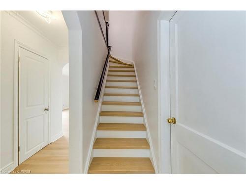 2055 Leighland Road, Burlington, ON - Indoor Photo Showing Other Room