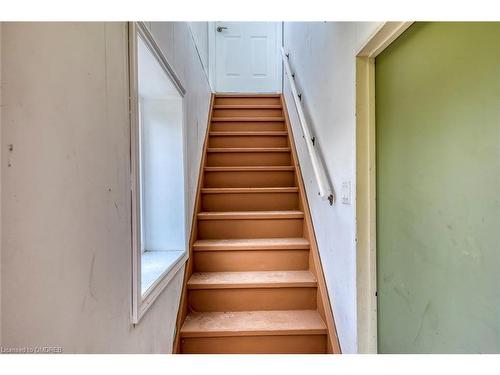 2055 Leighland Road, Burlington, ON - Indoor Photo Showing Other Room