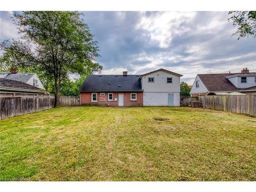 2055 Leighland Road, Burlington, ON - Outdoor