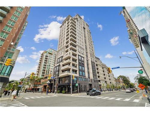 304-68 Yorkville Avenue, Toronto, ON - Outdoor With Facade