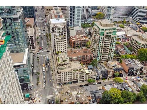 304-68 Yorkville Avenue, Toronto, ON - Outdoor With Facade