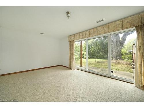 68 Barringham Drive, Oakville, ON - Indoor Photo Showing Other Room