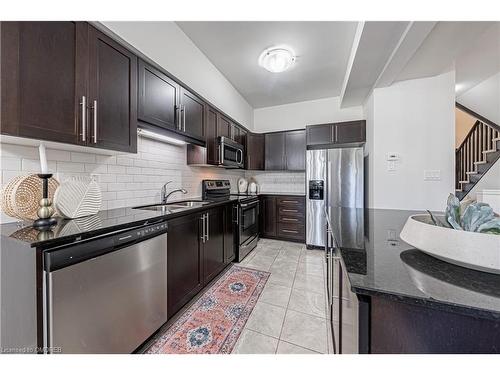 20-6 Chestnut Drive Avenue, Grimsby, ON - Indoor Photo Showing Kitchen With Stainless Steel Kitchen With Double Sink