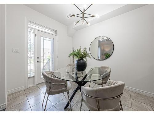 20-6 Chestnut Drive Drive, Grimsby, ON - Indoor Photo Showing Dining Room