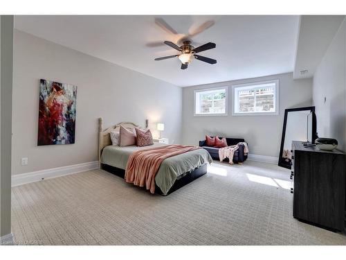 134 Westside Drive, Oakville, ON - Indoor Photo Showing Bedroom