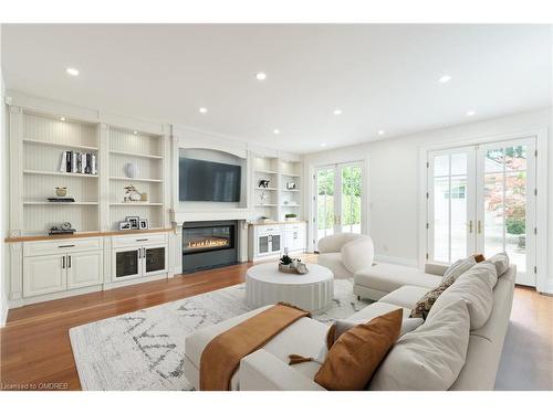 119 Chartwell Road, Oakville, ON - Indoor Photo Showing Living Room With Fireplace