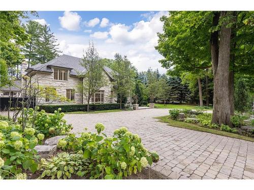 119 Chartwell Road, Oakville, ON - Outdoor