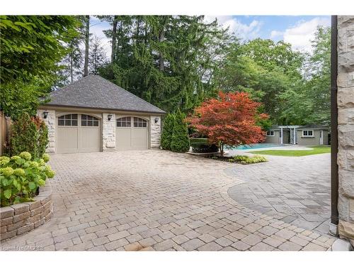 119 Chartwell Road, Oakville, ON - Outdoor