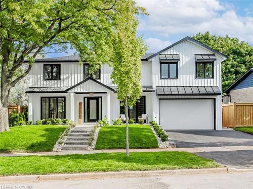 2212 Urwin Crescent, Oakville, ON - Outdoor