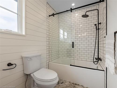 2212 Urwin Crescent, Oakville, ON - Indoor Photo Showing Bathroom