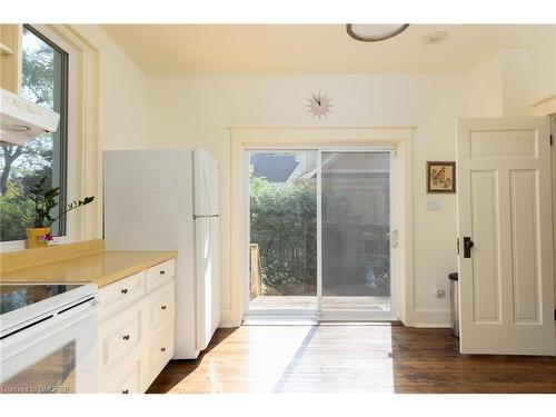 73 Park Avenue, Oakville, ON - Indoor Photo Showing Kitchen