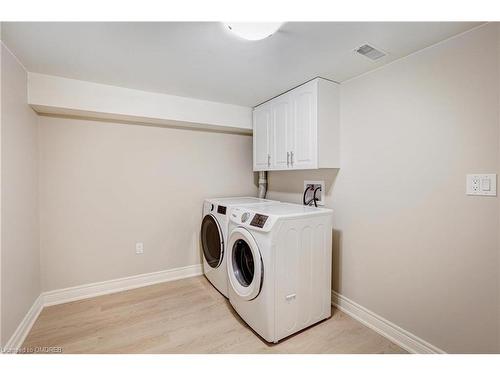 Lower-172 Kimberly Drive, Hamilton, ON - Indoor Photo Showing Laundry Room