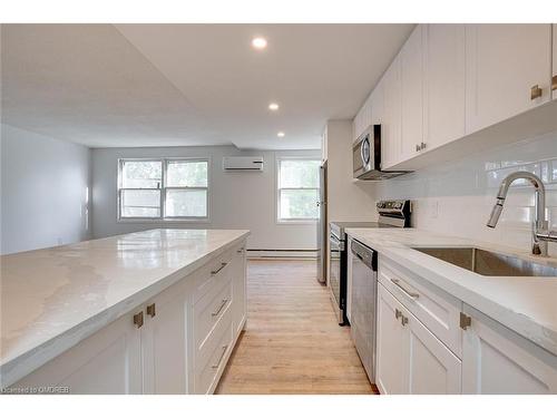 4-308 Egerton Street, London, ON - Indoor Photo Showing Kitchen