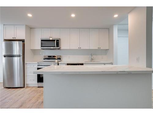 4-308 Egerton Street, London, ON - Indoor Photo Showing Kitchen With Stainless Steel Kitchen With Upgraded Kitchen