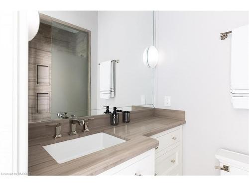 Ph1-300 Randall Street, Oakville, ON - Indoor Photo Showing Bathroom