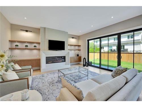 447 Tower Drive, Oakville, ON - Indoor Photo Showing Living Room With Fireplace