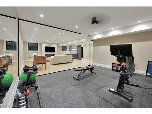 447 Tower Drive, Oakville, ON - Indoor Photo Showing Gym Room